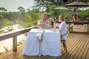 Mogotlho Safari Lodge