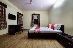 Collection O 2228 Hotel Royal Icon