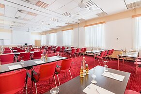 Airways Hotel Frankfurt Airport West