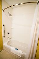 Holiday Inn Express Bordentown - Trenton South by IHG