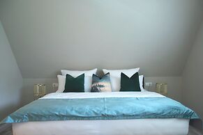 Meinsbur Boutique Hotel