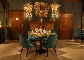 Meinsbur Boutique Hotel