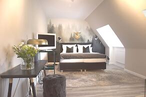 Meinsbur Boutique Hotel
