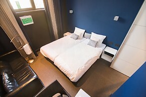 Hotel Moon