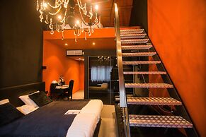Hotel Moon