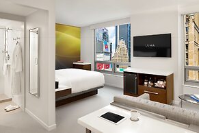 LUMA Hotel Times Square