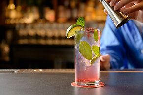 LUMA Hotel Times Square