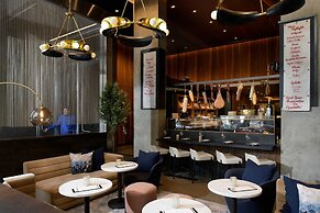 LUMA Hotel Times Square