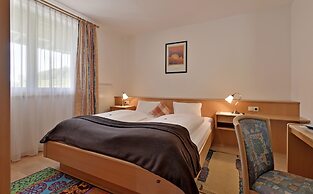 Hotel Garni Tirol