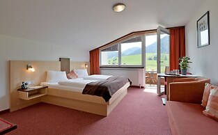 Hotel Garni Tirol