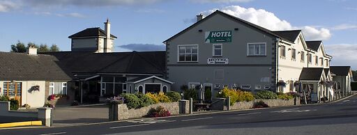 The Rhu Glenn Hotel