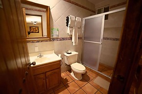 Hotel Hacienda del Sol