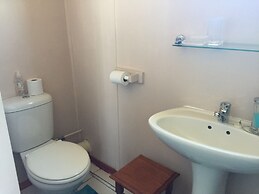 Fisherhaven Traveller's Lodge - Hostel