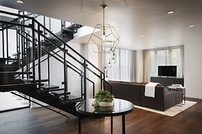 Halcyon - a hotel in Cherry Creek