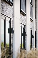 Halcyon - a hotel in Cherry Creek