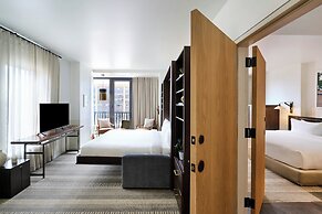 Halcyon - a hotel in Cherry Creek