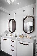 Halcyon - a hotel in Cherry Creek