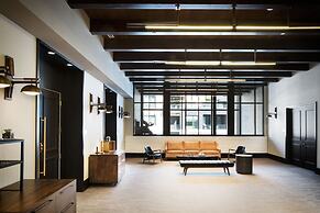 Halcyon - a hotel in Cherry Creek