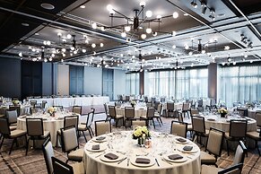 Halcyon - a hotel in Cherry Creek