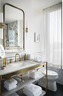 Halcyon - a hotel in Cherry Creek