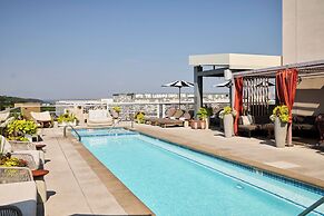 Halcyon - a hotel in Cherry Creek