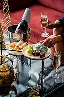 Halcyon - a hotel in Cherry Creek