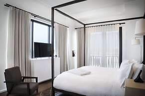 Halcyon - a hotel in Cherry Creek