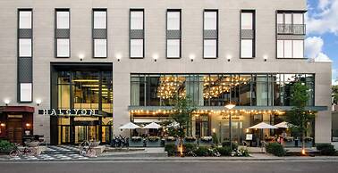 Halcyon - a hotel in Cherry Creek