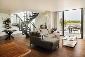 Halcyon - a hotel in Cherry Creek
