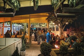 Halcyon - a hotel in Cherry Creek