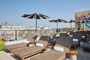 Halcyon - a hotel in Cherry Creek