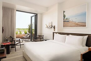 Halcyon - a hotel in Cherry Creek