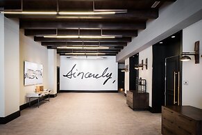 Halcyon - a hotel in Cherry Creek
