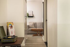 Halcyon - a hotel in Cherry Creek