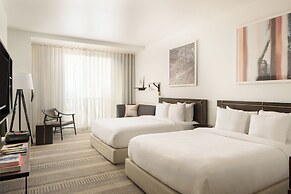 Halcyon - a hotel in Cherry Creek