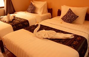 Lemongrass & Ginger Hotel