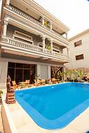 Lemongrass & Ginger Hotel