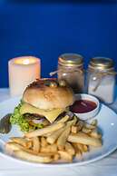 Lemongrass & Ginger Hotel