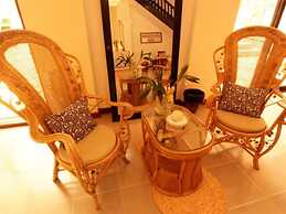 Lemongrass & Ginger Hotel