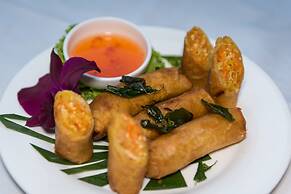 Lemongrass & Ginger Hotel