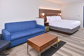 Holiday Inn Express & Suites Omaha Airport by IHG