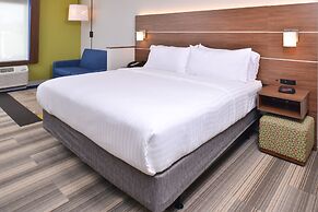 Holiday Inn Express & Suites Omaha Airport by IHG
