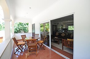 YASAD Luxury Beach Residence