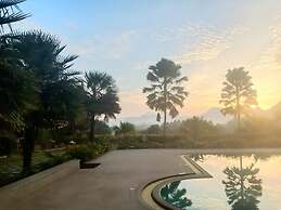 Takhun Mountain View Hotel