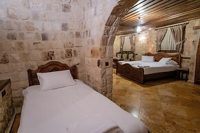 Kemerhan Hotel & Cave Suites