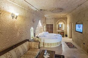 Kemerhan Hotel & Cave Suites