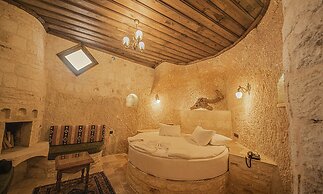 Kemerhan Hotel & Cave Suites