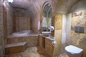 Kemerhan Hotel & Cave Suites