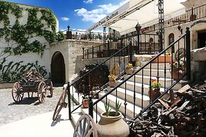 Kemerhan Hotel & Cave Suites