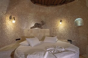 Kemerhan Hotel & Cave Suites